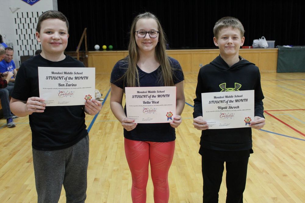 112619 Mondovi Middle School